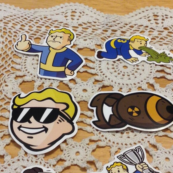 Fallout Game stickers for cellphone, locker, crafts, hydration bottles, etc - Picture 6 of 6